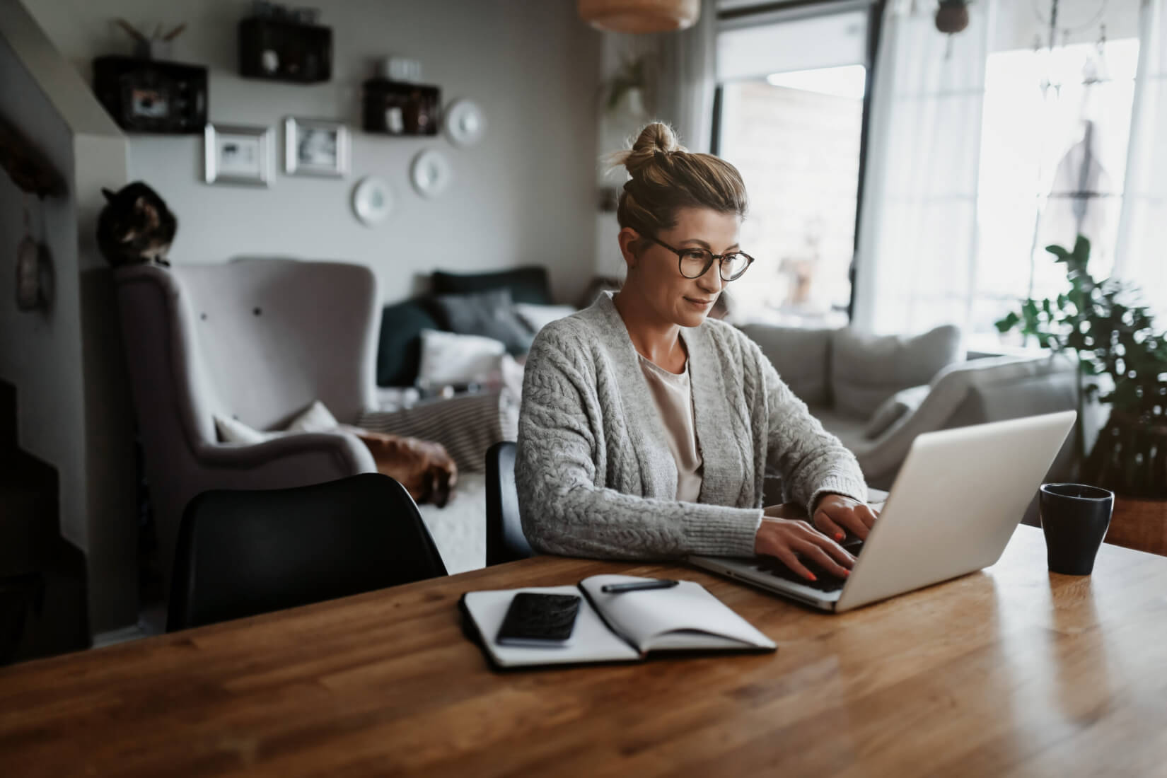 Work From Home vs. Working in an Office: What’s the Cost?